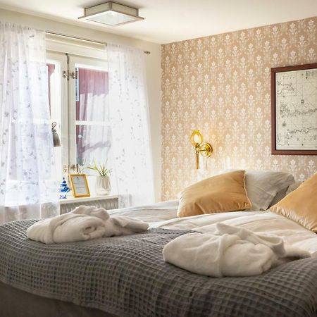 קרלסקרונה Fregatten Bed & Breakfast מראה חיצוני תמונה